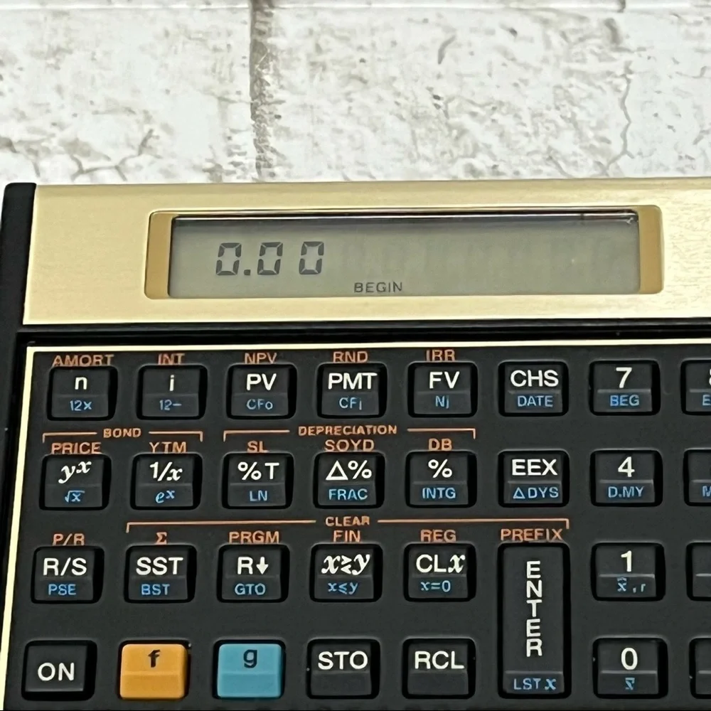 Vintage Hewlett Packard Financial Calculator 12C w/ Case